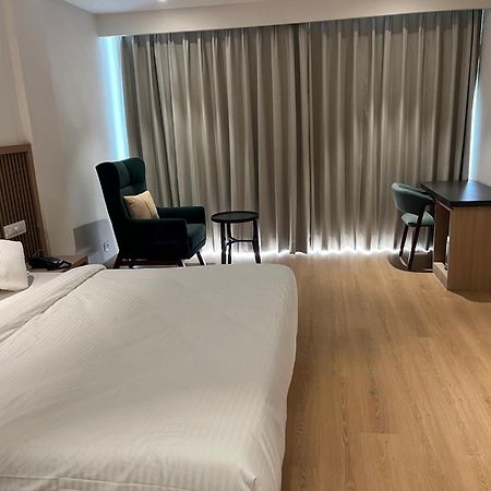Hotel Celebrations Zirakpur Екстер'єр фото